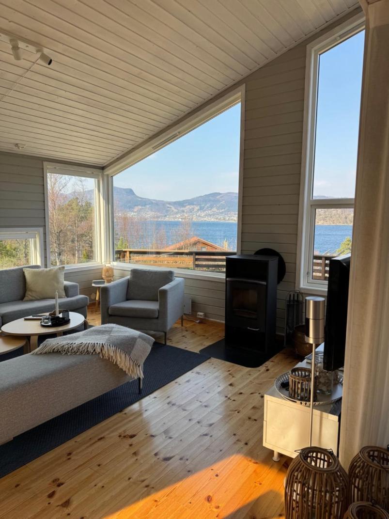 Jørpeland Charming House Located By The Fjord With The Pultpitrock Within Short Distanceヴィラ エクステリア 写真