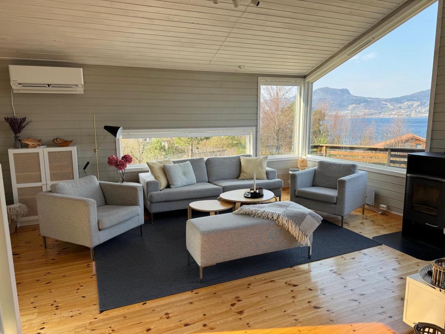 Jørpeland Charming House Located By The Fjord With The Pultpitrock Within Short Distanceヴィラ エクステリア 写真